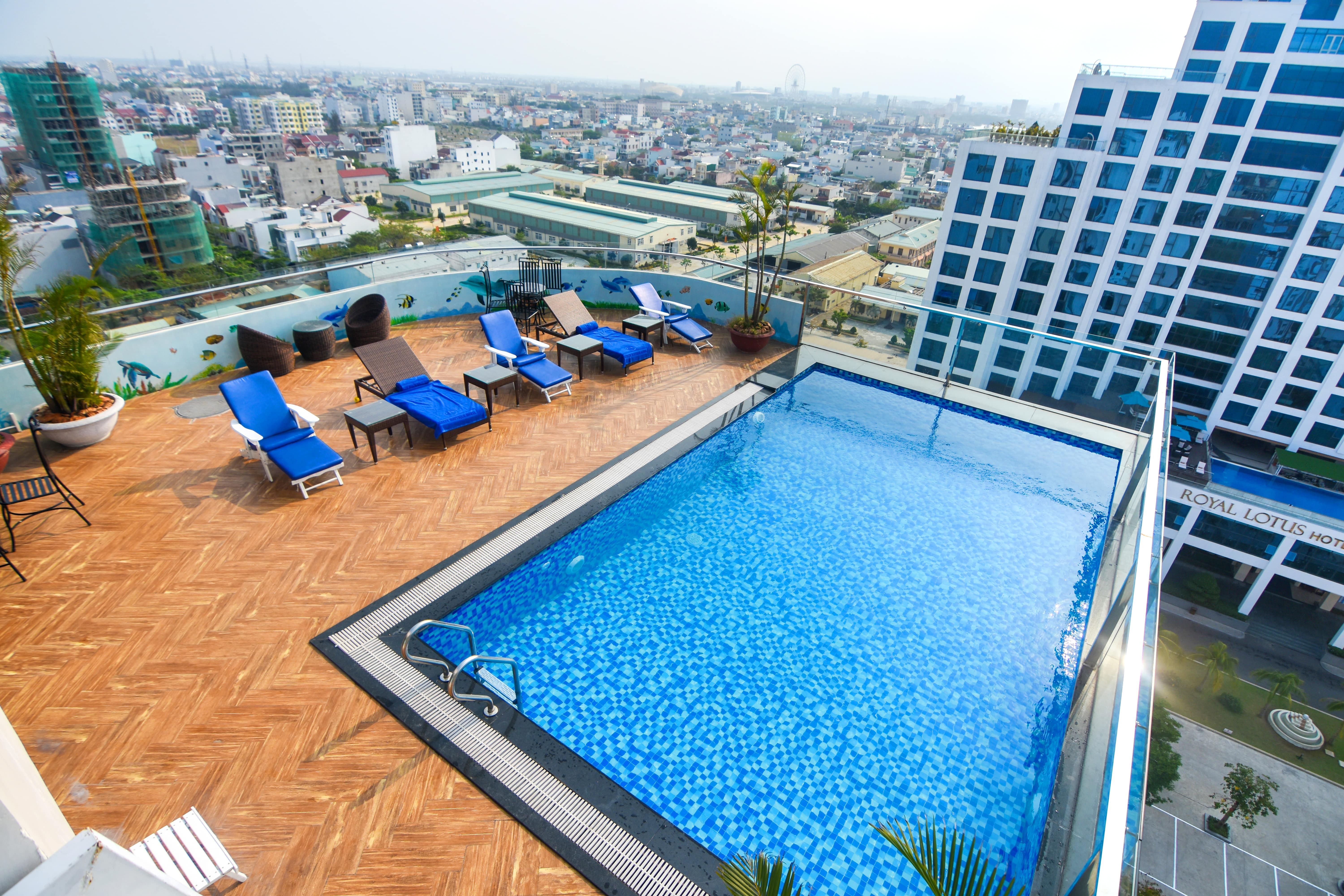 Ritzy Boutique Hotel Da Nang Beach Exterior photo