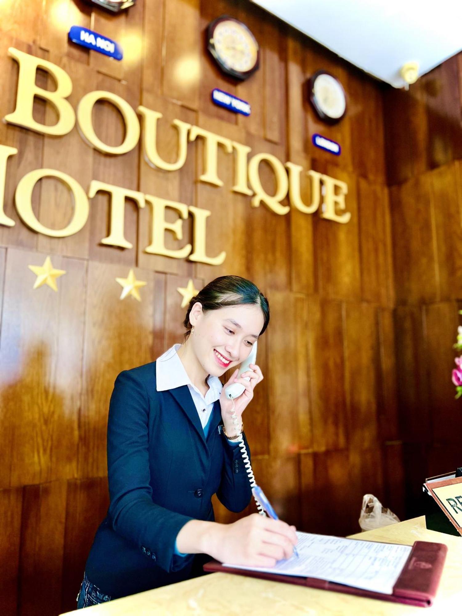 Ritzy Boutique Hotel Da Nang Beach Exterior photo