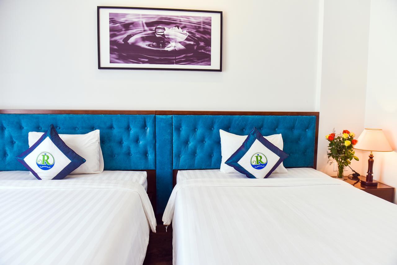 Ritzy Boutique Hotel Da Nang Beach Exterior photo