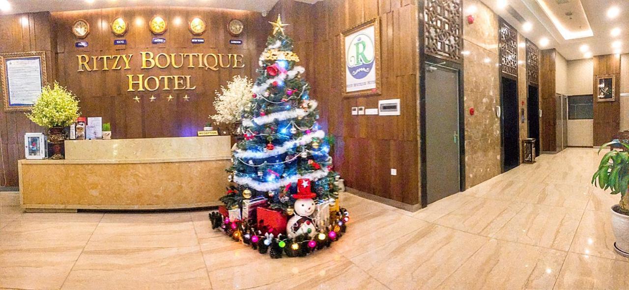 Ritzy Boutique Hotel Da Nang Beach Exterior photo